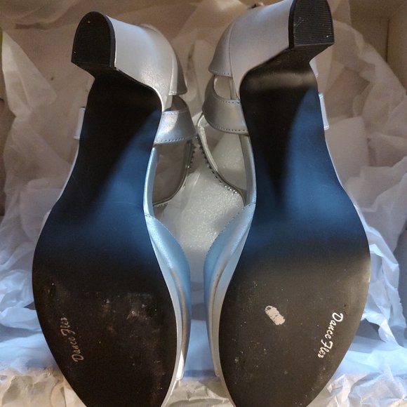 Easy street silver shoes open toe NWT - Picture 2 of 3